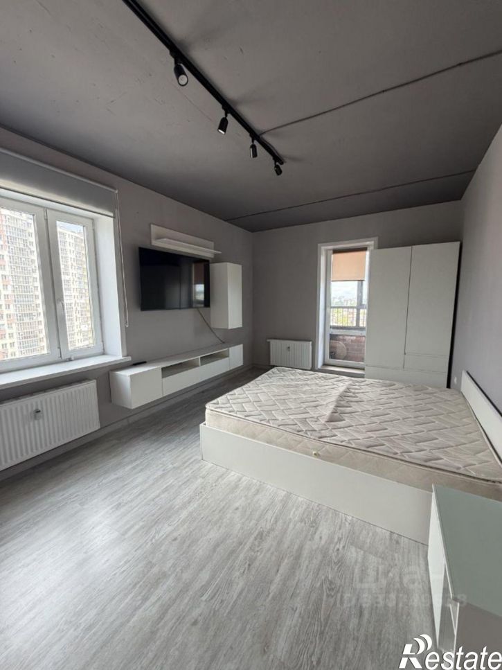 2-комн квартира улица Карпинского, 99Г,  д. 99Г