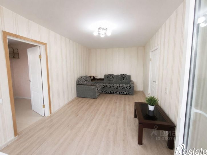 3-комн квартира улица Луговского, 132,  д. 132