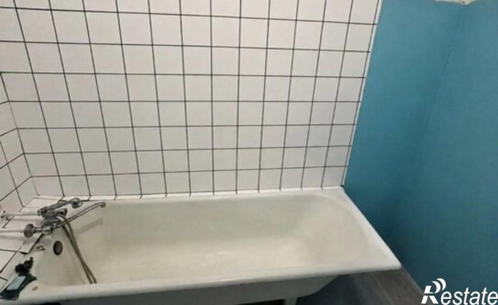 3-комн квартира улица Братьев Вагановых, 1,  д. 1