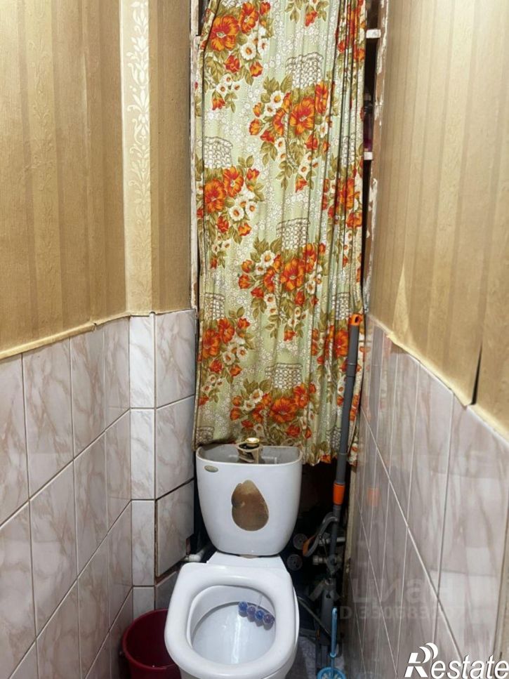 Комната ул Космонавта Леонова, 40,  д. 40