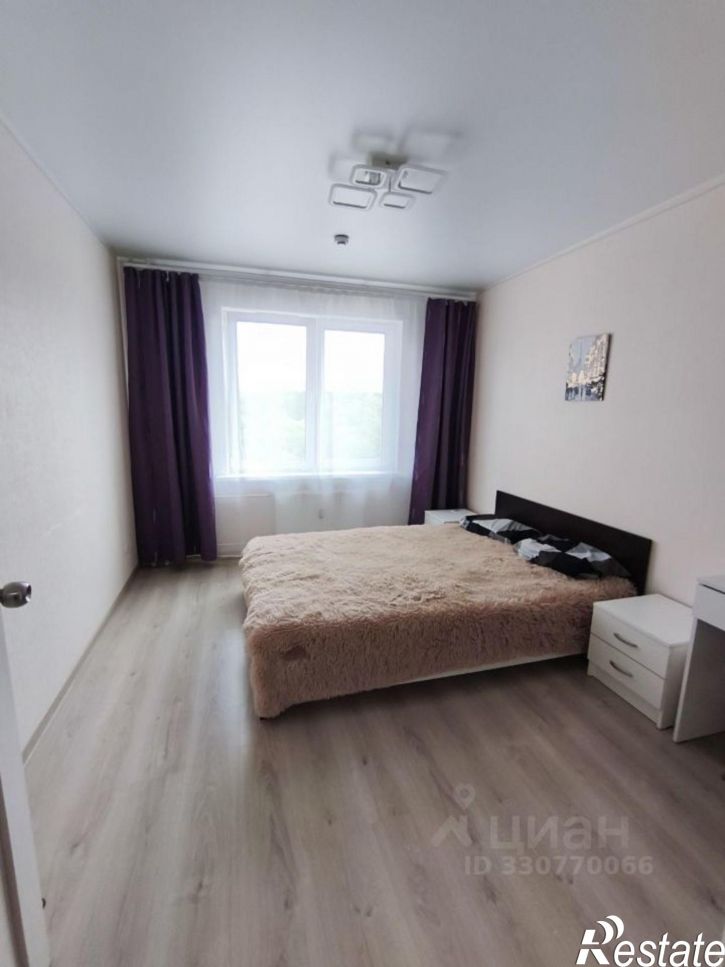 2-комн квартира улица Адмирала Ушакова, 34А,  д. 34А