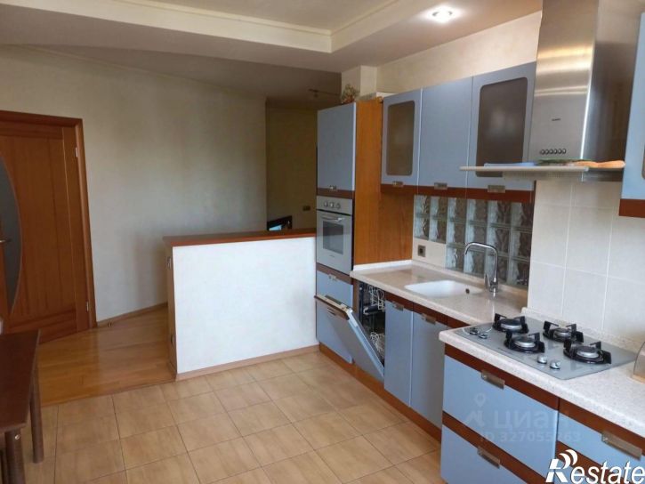 3-комн квартира улица Мира, 10А,  д. 10А