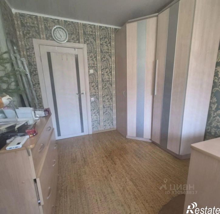 4-комн квартира ул Камчатовская, 20,  д. 20