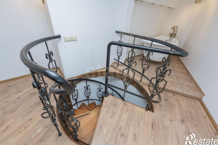2-комн квартира улица Качалова, 10,  д. 10