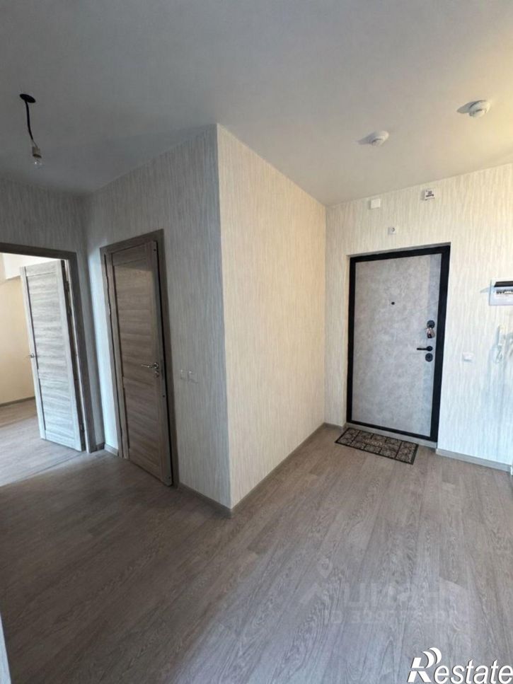 2-комн квартира Сапфирная улица, 15,  д. 15