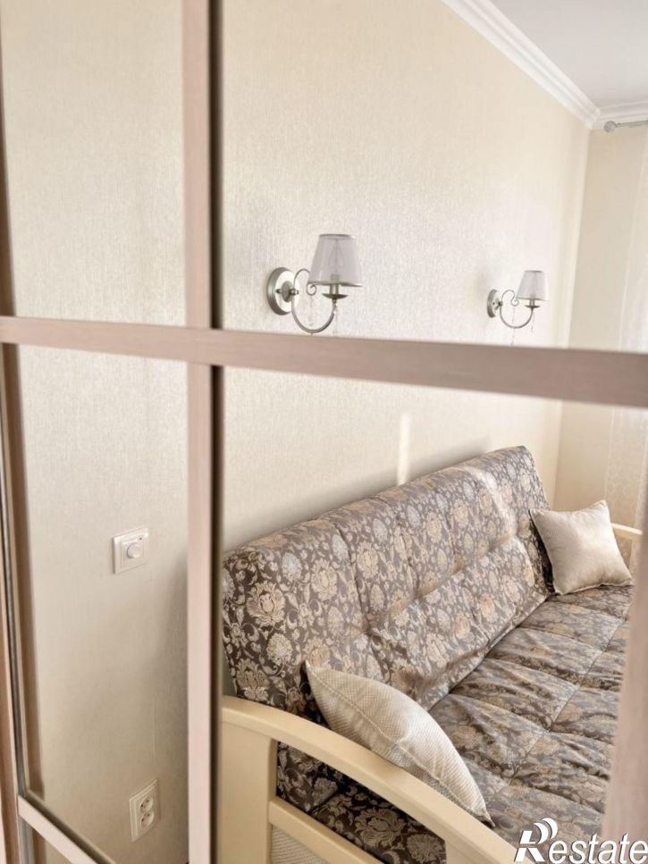 1-комн квартира ул Агатовая, 32,  д. 32