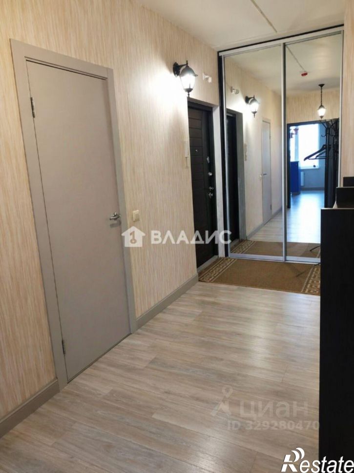 2-комн квартира улица Фрезеровщиков, 94,  д. 94