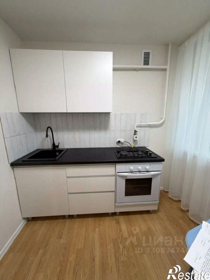 1-комн квартира улица Милиционера Власова, 33А,  д. 33А