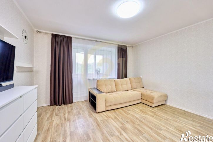 1-комн квартира улица Льва Шатрова, 35,  д. 35