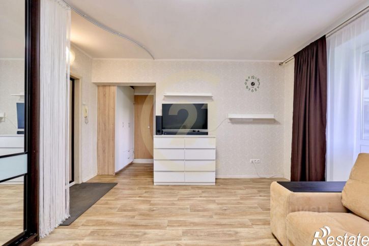 1-комн квартира улица Льва Шатрова, 35,  д. 35