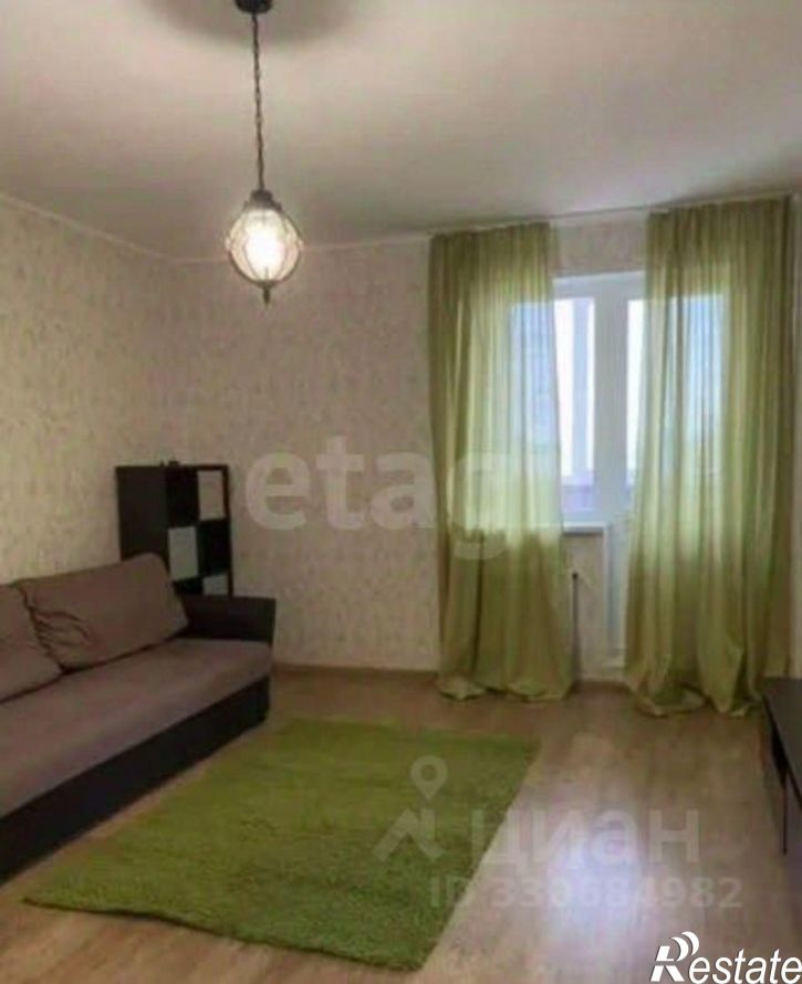 3-комн квартира ул Окулова, 62,  д. 62