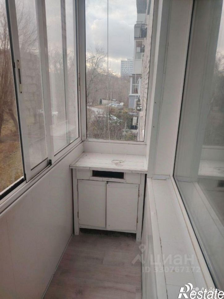 1-комн квартира улица Льва Шатрова, 33,  д. 33