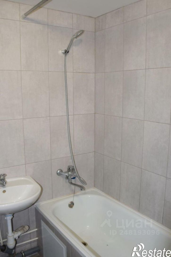 1-комн квартира улица Красные Казармы, 68,  д. 68