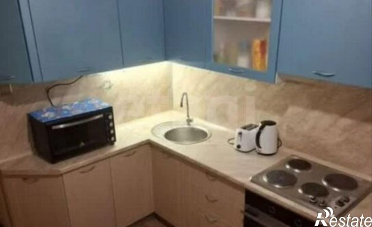 2-комн квартира улица Адмирала Ушакова, 21,  д. 21