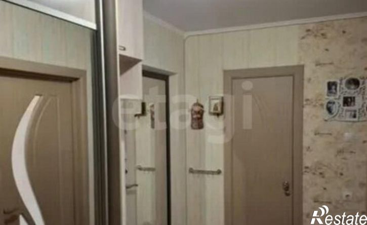 2-комн квартира улица Адмирала Ушакова, 21,  д. 21