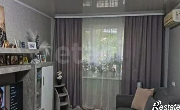 2-комн квартира улица Гусарова, 18А,  д. 18А