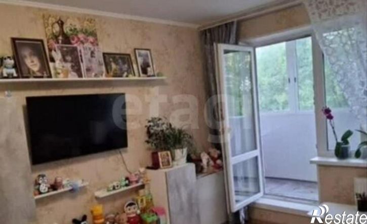 2-комн квартира улица Адмирала Ушакова, 21,  д. 21