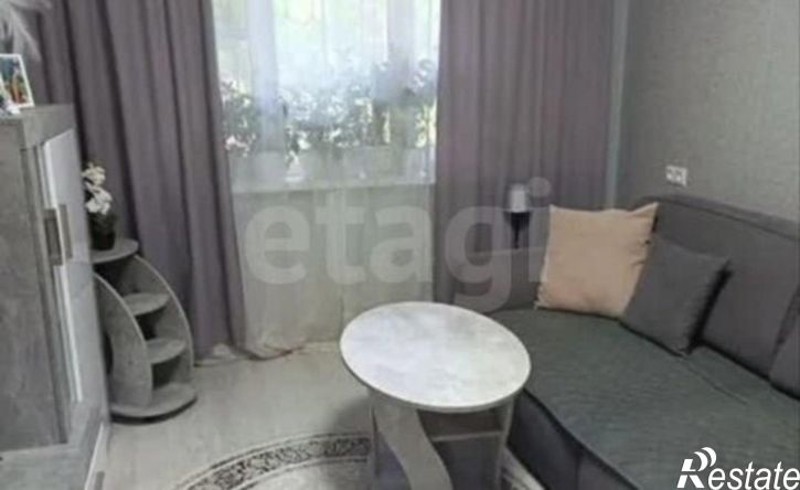 2-комн квартира улица Гусарова, 18А,  д. 18А