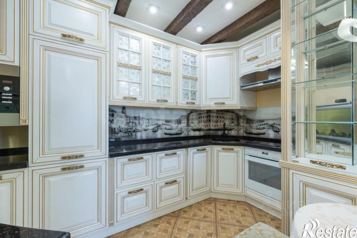 3-комн квартира ул Снайперов, 3,  д. 3