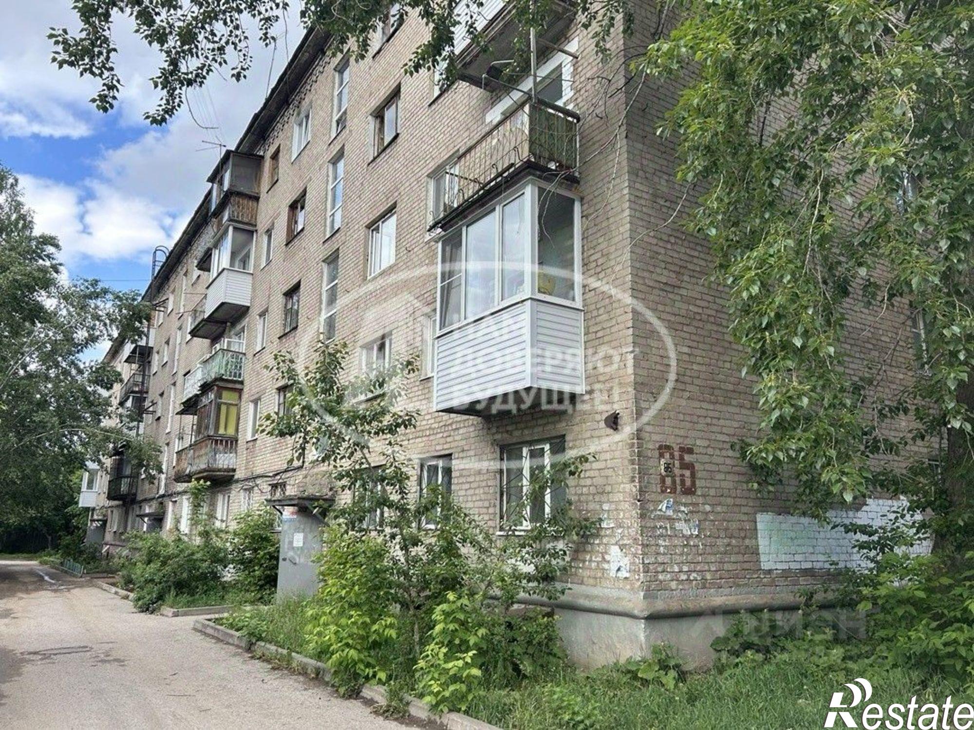 Купить комнату за 530 000 рублей на ул Закамская, 85