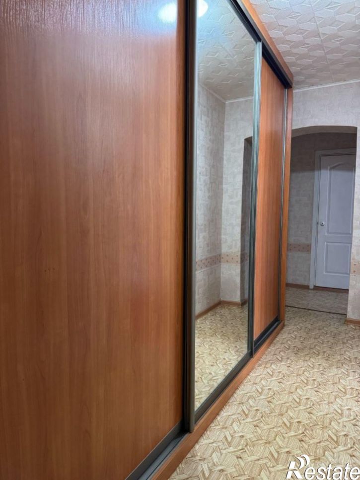 3-комн квартира улица Юрша, 100,  д. 100