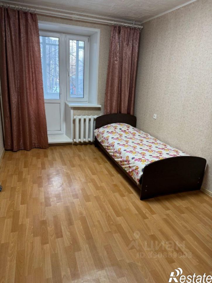 3-комн квартира улица Юрша, 100,  д. 100