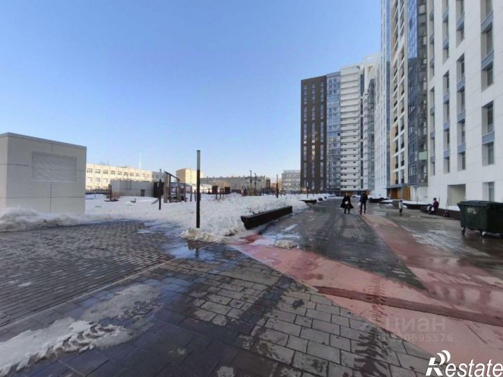 2-комн квартира улица Николая Островского, 52,  д. 52