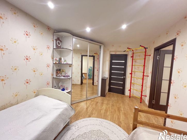 3-комн квартира улица Добролюбова, 20,  д. 20