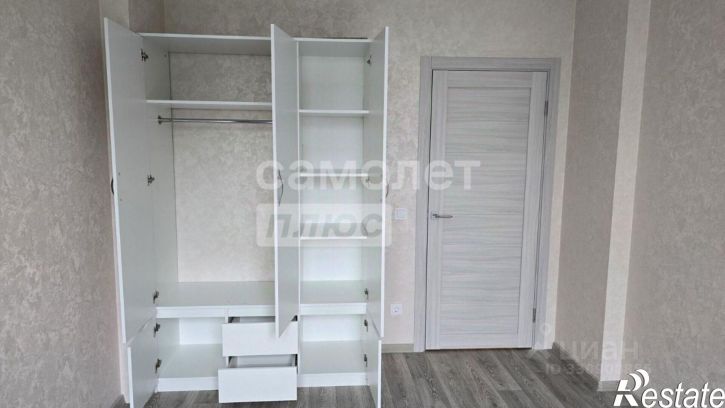 3-комн квартира ул Елькина, 14,  д. 14