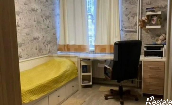 3-комн квартира улица Подводников, 96,  д. 96