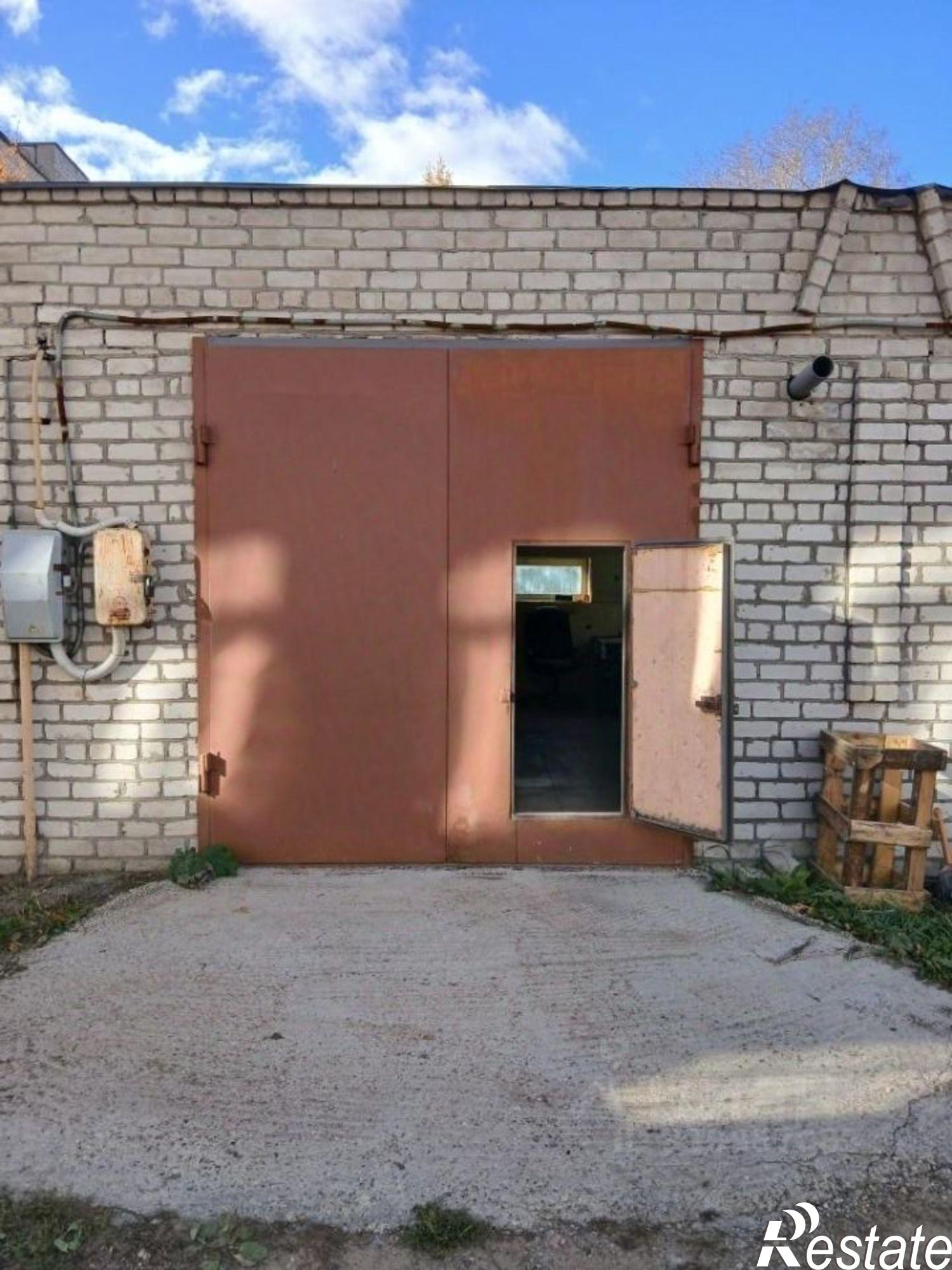 Купить гараж, место в паркинге за 2 300 010 рублей на ул Герцена, 7