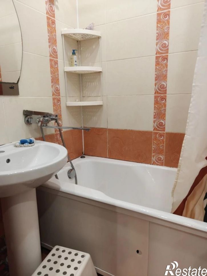 3-комн квартира Максима Горького ул., 65