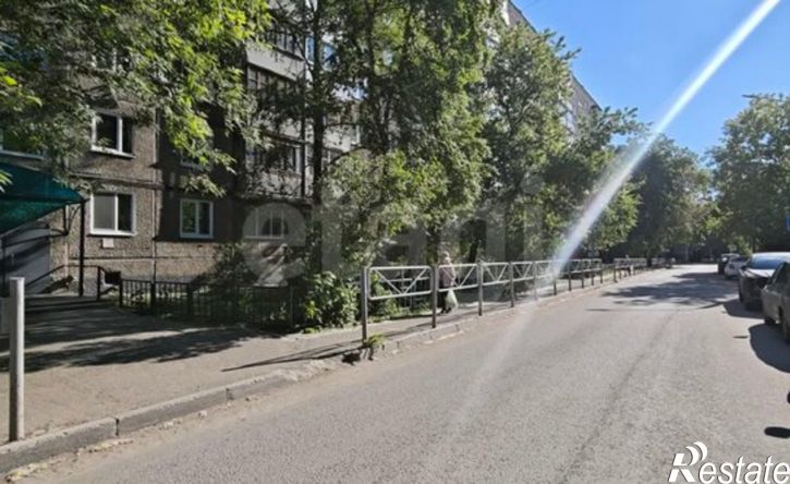 2-комн квартира ул Монастырская, 123,  д. 123