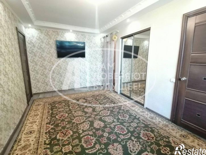 2-комн квартира ул Льва Шатрова, 13,  д. 13
