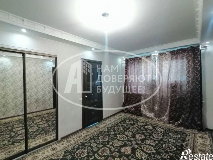 2-комн квартира ул Льва Шатрова, 13,  д. 13