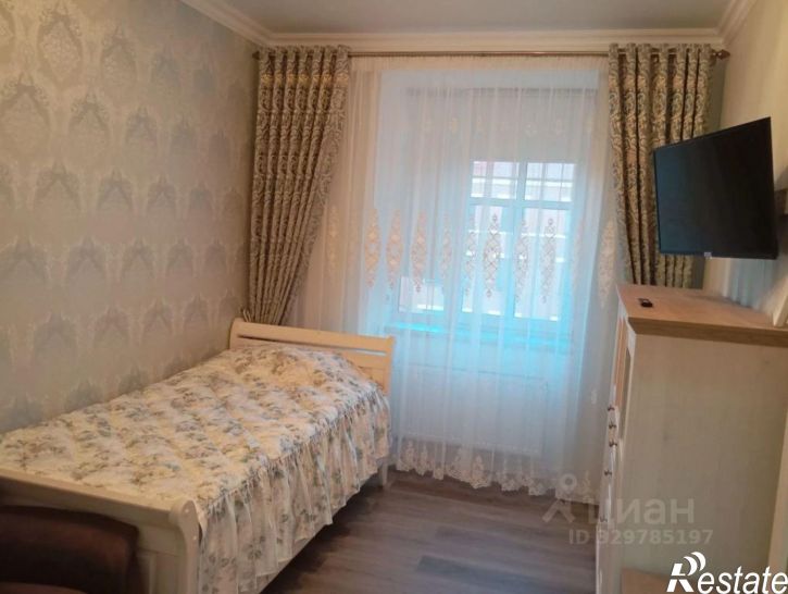 2-комн квартира улица Циолковского, 9,  д. 9