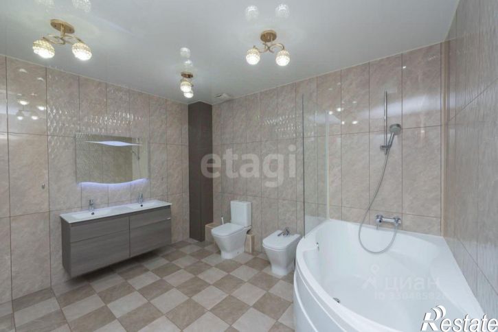4-комн квартира ул Уинская, 17,  д. 17
