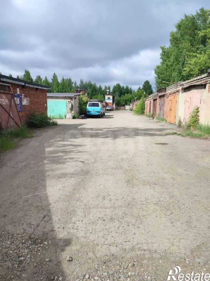 Гараж/парковка улица Борцов Революции, 8А,  д. 8А
