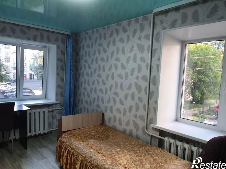 2-комн квартира улица Халтурина, 4,  д. 4