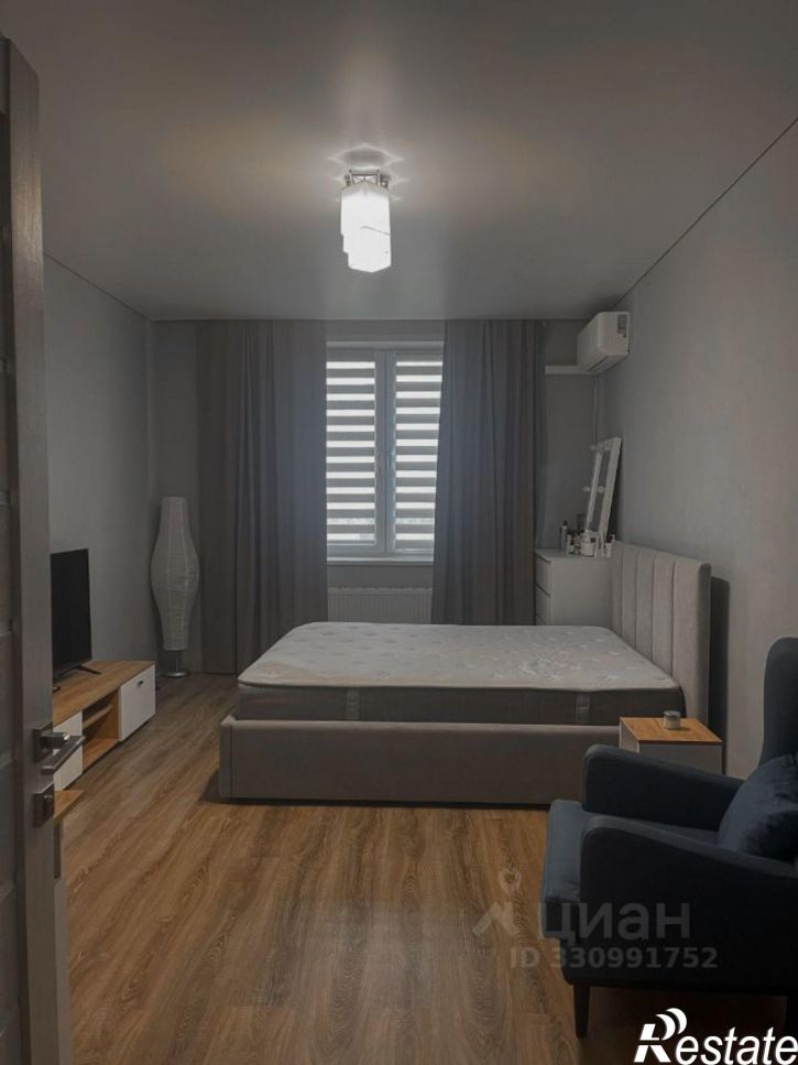 2-комн квартира Уинская улица, 37,  д. 37