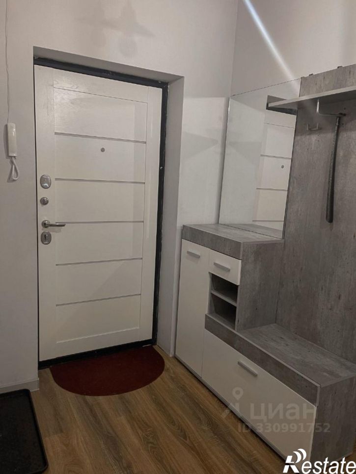 2-комн квартира Уинская улица, 37,  д. 37