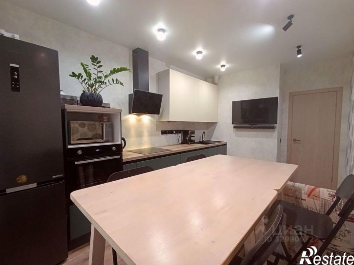 2-комн квартира Агатовая улица, 28,  д. 28