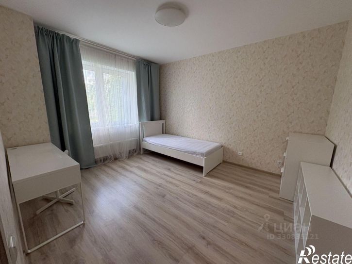4-комн квартира ул Революции, 48в,  д. 48в