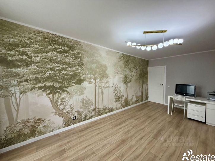 3-комн квартира улица Красные Казармы, 64,  д. 64
