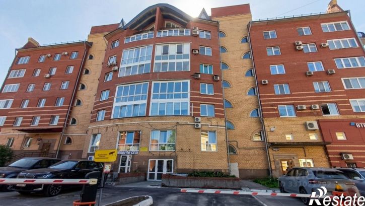 4-комн квартира ул Луначарского, 54,  д. 54
