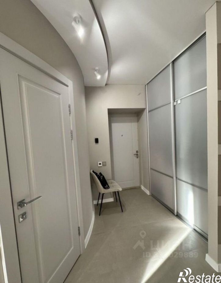 3-комн квартира улица Революции, 16,  д. 16