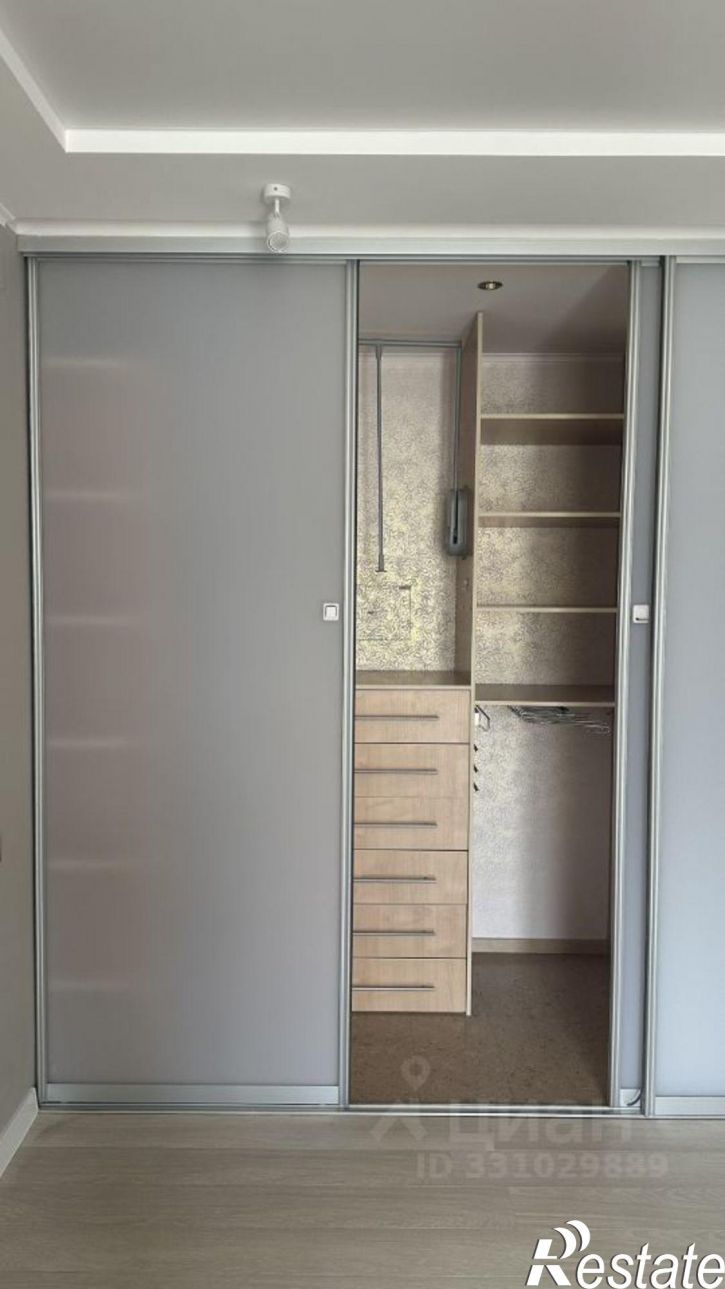 3-комн квартира улица Революции, 16,  д. 16