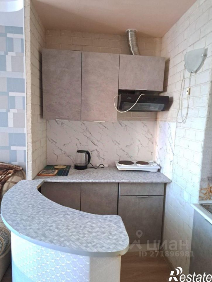 1-комн квартира Агатовая улица, 28,  д. 28