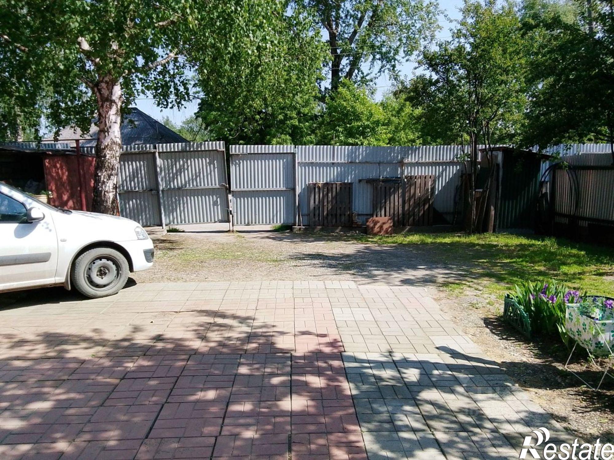 Купить дачу, дом, коттедж за 10 500 000 рублей на улица Огородникова, 45А