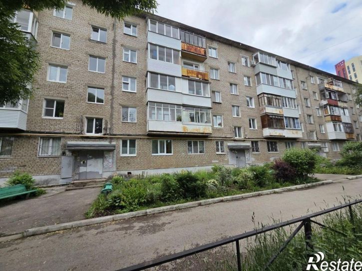 3-комн квартира улица Макаренко, 20,  д. 20